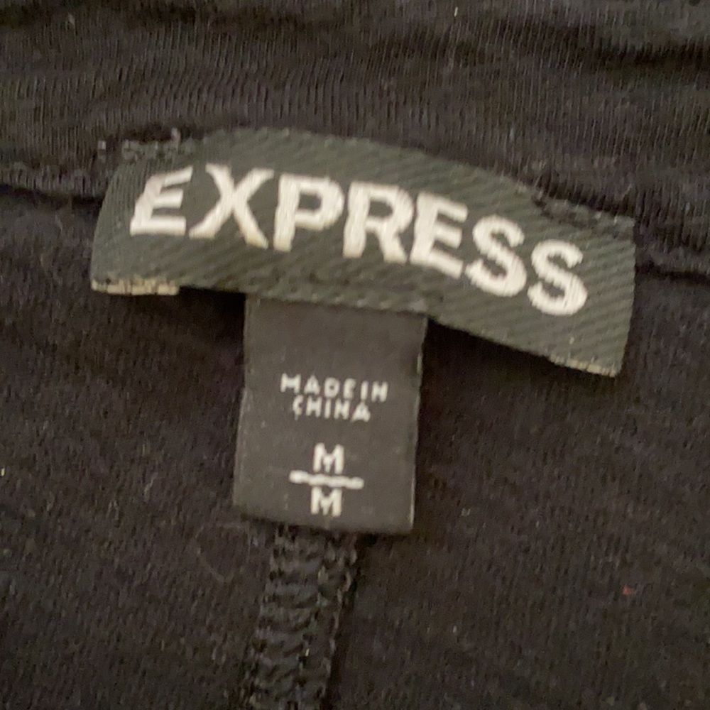 Express button down - Picture 2 of 5